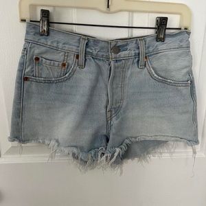Levi’s 501 denim shorts